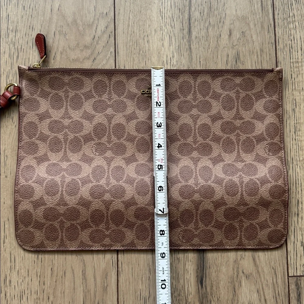 Coach Baby Messenger Bag Signature Canvas C Design Brown Tan With Zipper Pouch